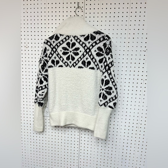 Anthropologie Maia Cropped Sweater - Picture 3 of 5